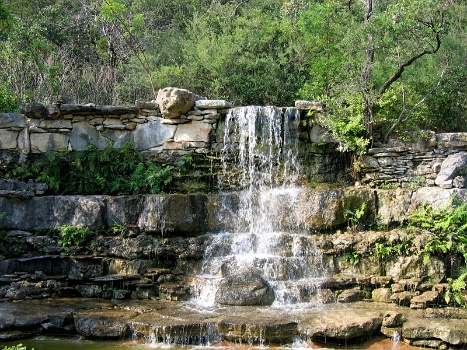 Streaming Falls  Streaming Falls